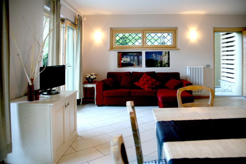 Residence Giglio Comer See グラヴェドーナ 部屋 写真