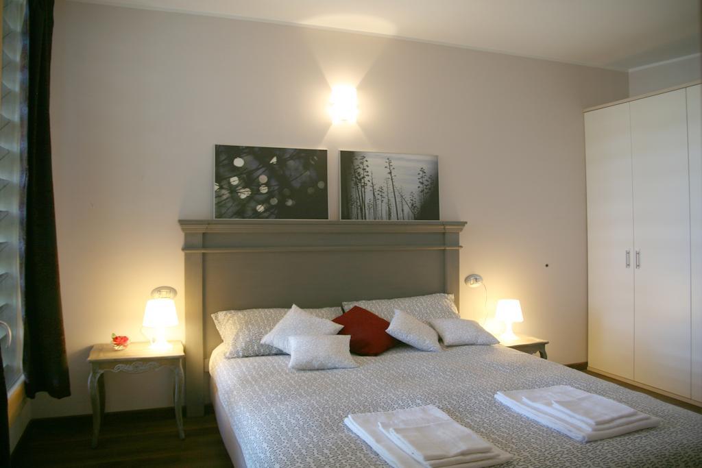 Residence Giglio Comer See グラヴェドーナ 部屋 写真
