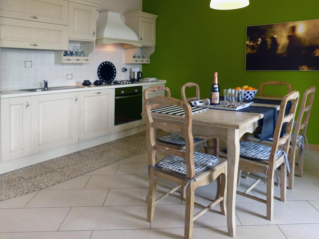 Residence Giglio Comer See グラヴェドーナ 部屋 写真